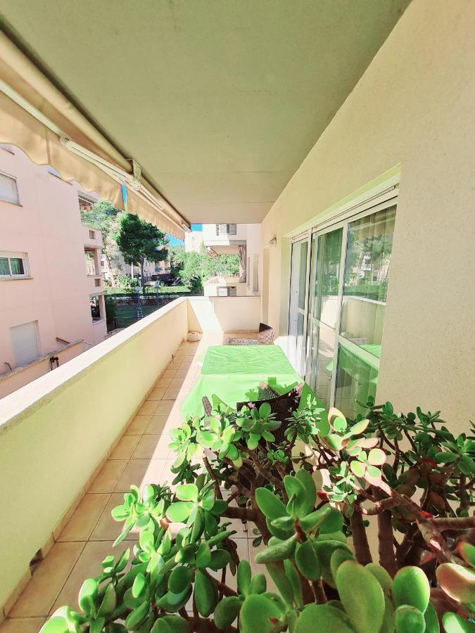 Apartamento Aqua La Pineda Ngoại thất bức ảnh